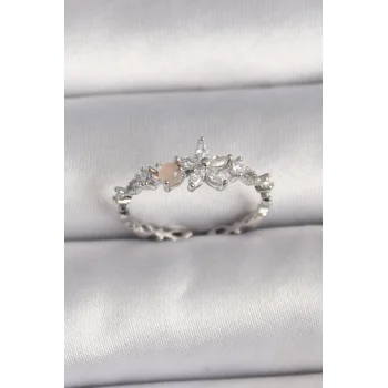Pirinç Gümüş Renk Zirkon Taşlı Çiçek Model Ayarlanabilir Yüzük