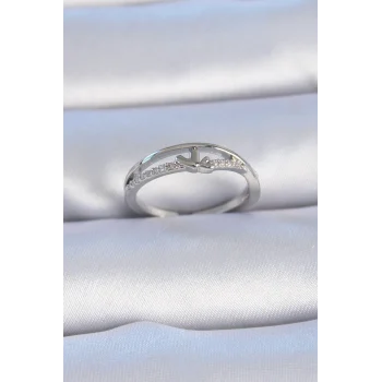 Pirinç Gümüş Renk Zirkon Taşlı Kalp Model Kadın Yüzük