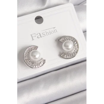 Pirinç Gümüş Renk Zirkon Taşlı Salyangoz Model İnci Detay Kadın Küpe