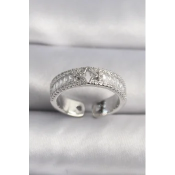 Pirinç Gümüş Renk Zirkon Taşlı Yıldız İşleme Vıp Seri Kadın Yüzük