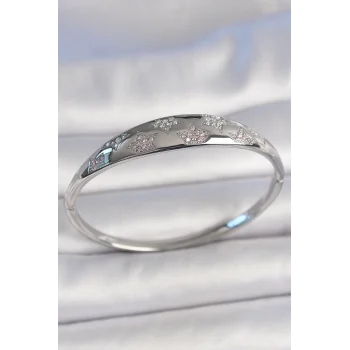 Pirinç Gümüş Renk Zirkon Taşlı Yıldız İşlemeli Kadın Kelepçe