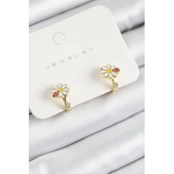 Pirinç Papatya Model Gold Renk Çocuk Küpe