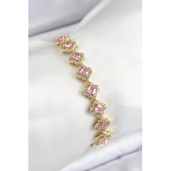 Pirinç Zirkon Taşlı Pembe Yonca Baget Model Gold Renk VIP Seri Kadın Bileklik