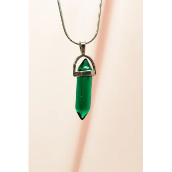 Yeşil Kuvars Doğal Taşı Zincirli El Yapımı Tasarımlı Kolye Uç: 3,5 cm Zincir: 20 cm Kutulu