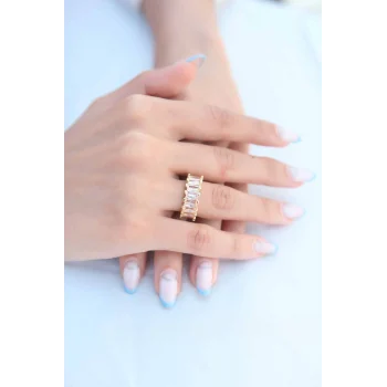 Zirkon Taşlı Baget Gold Renk Kadın Yüzük