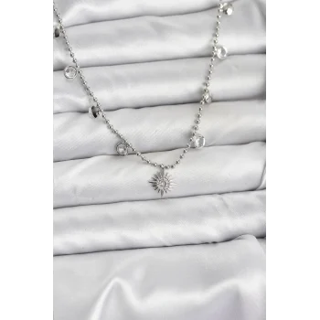 Zirkon Taşlı Kutup Yıldızı Model Pirinç Gümüş Renk Kadın Kolye