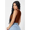 Kadın Kahverengi Kare Yaka Crop Top Bluz – Şık, Rahat ve Kolay Kombinlenebilir