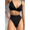Kadın Siyah Yüksek Bel Dolgusuz Slip Takım – Modern, Konforlu ve Günlük Kombinlere Uygun