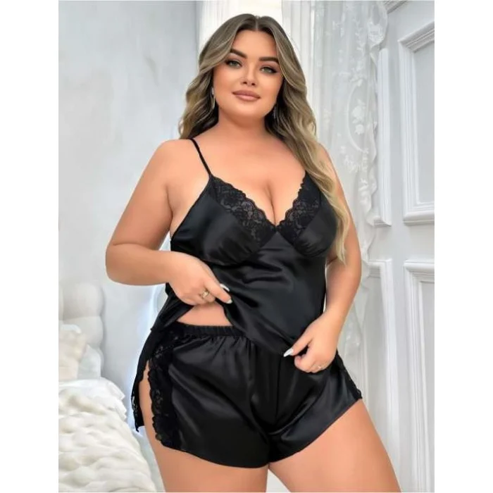 Luz&Pos Arias Closet Büyük Beden Siyah Yırtmaç Dantel İşlemeli Saten Şortlu Takım