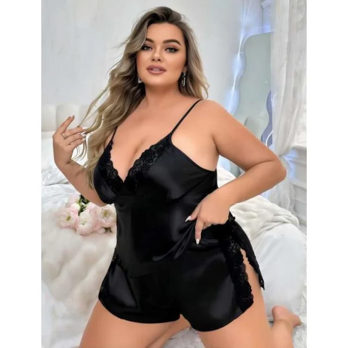 Luz&Pos Arias Closet Büyük Beden Siyah Yırtmaç Dantel İşlemeli Saten Şortlu Takım