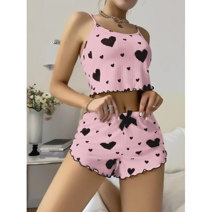 Luz&Pos Arias Closet Pamuklu Pembe Üstüne Siyah Kalp Desenli Askılı Fitilli Şortlu Pijama Takımı