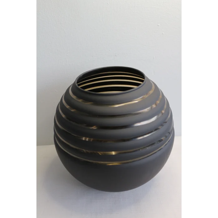 Siyah Mat Vazo Asorti