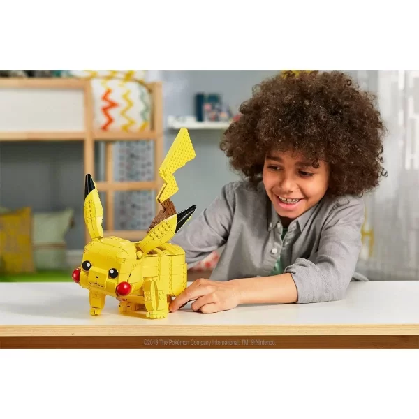 Fvk81 Mega™ Pokémon™ Jumbo Pikachu Figürü 825 Parça +8 Yaş