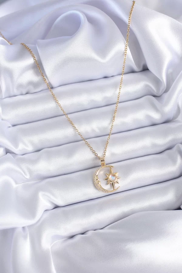 316L Çelik Gold Renk Zirkon Taşlı Ay Yıldız Model Kadın Kolye