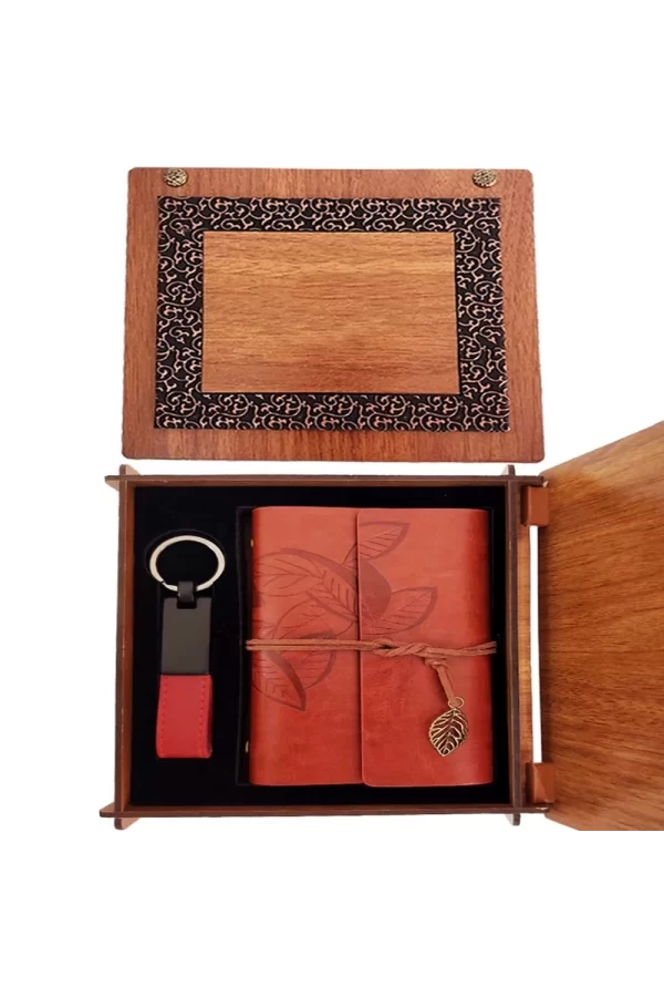 Ahşap Kutulu Kahve Deri Defter Ve Anahtarlık Set