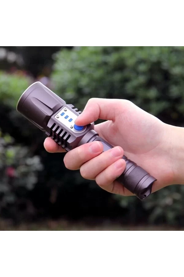 Baretta Brs18 Oto Şarjlı T6 Led 3000 Lümen El Feneri