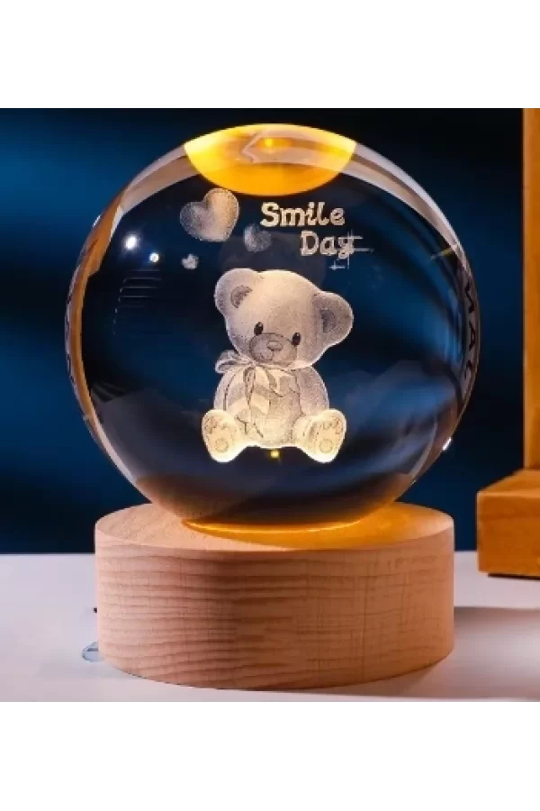 Dekoratif Ayıcık Tasarımlı Ahşap Altlıklı Işıklı Cam Küre Büyük Boy Cam:8cm Ahşap:2cm