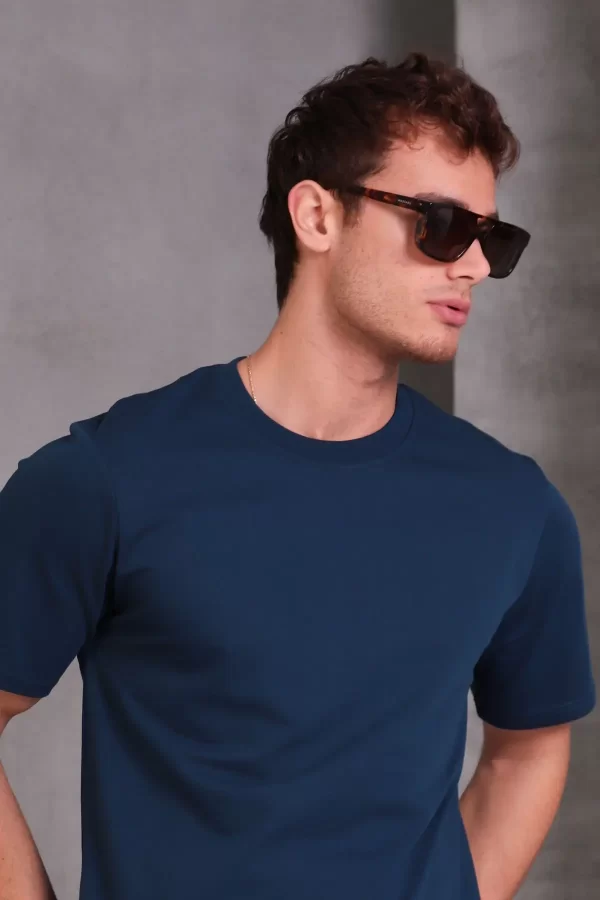 Erkek Relax Fit Bisiklet Yaka %100 Pamuk Rahat Kesim Basic Tişört