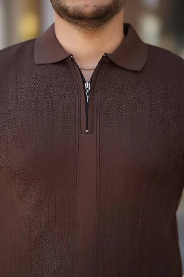 Erkek Yakası Fermuarlı Kısa Kollu T-shirt