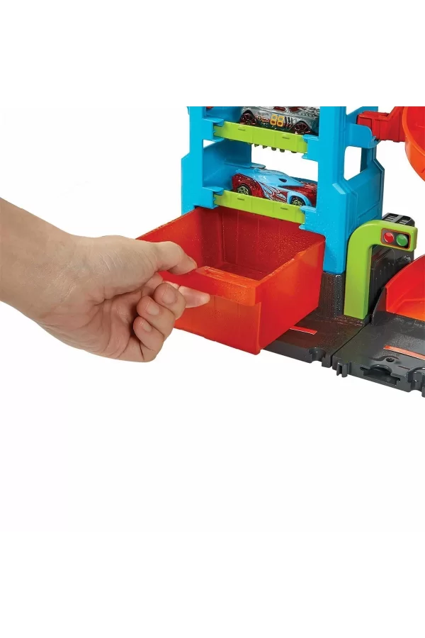 Hdp05 Hot Wheels Mega Araba Yıkama Kulesi