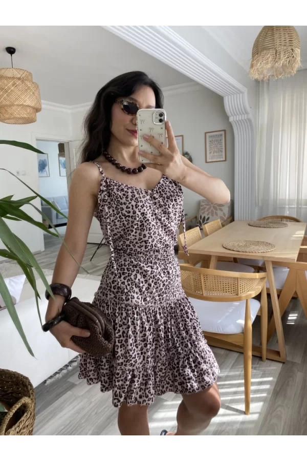 Kadın Askılı V Yaka Beli Pileli Leopar Desen Eteği Fırfırlı Süprem Elbise