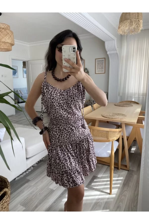 Kadın Askılı V Yaka Beli Pileli Leopar Desen Eteği Fırfırlı Süprem Elbise