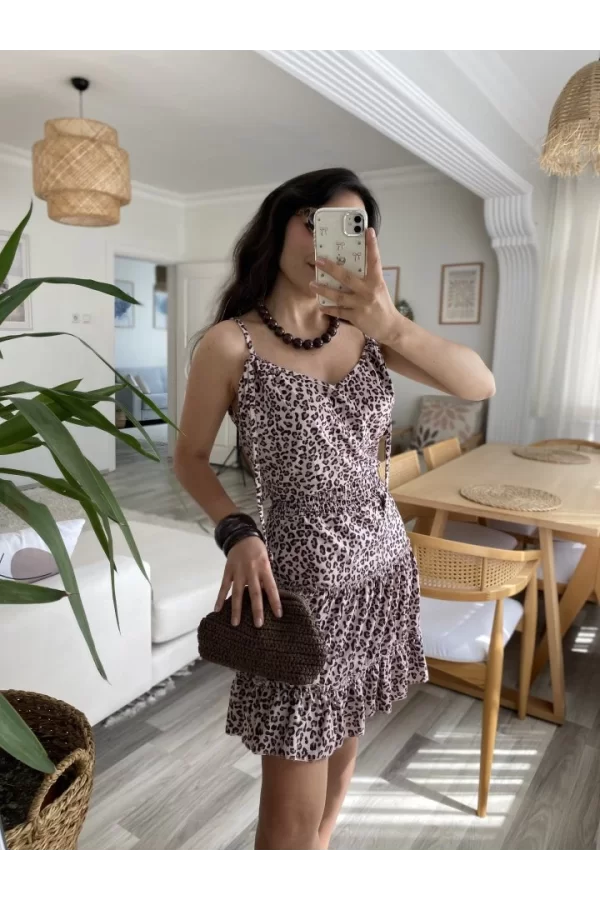 Kadın Askılı V Yaka Beli Pileli Leopar Desen Eteği Fırfırlı Süprem Elbise