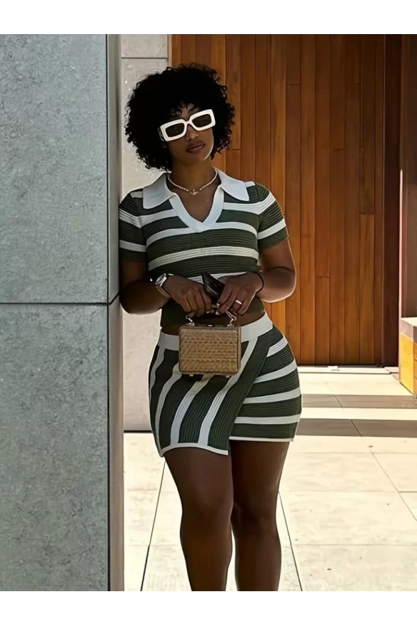 Kadın Kısa Kollu Polo Yaka Crop Asimetrik Mini Triko Etek Ikili Takım