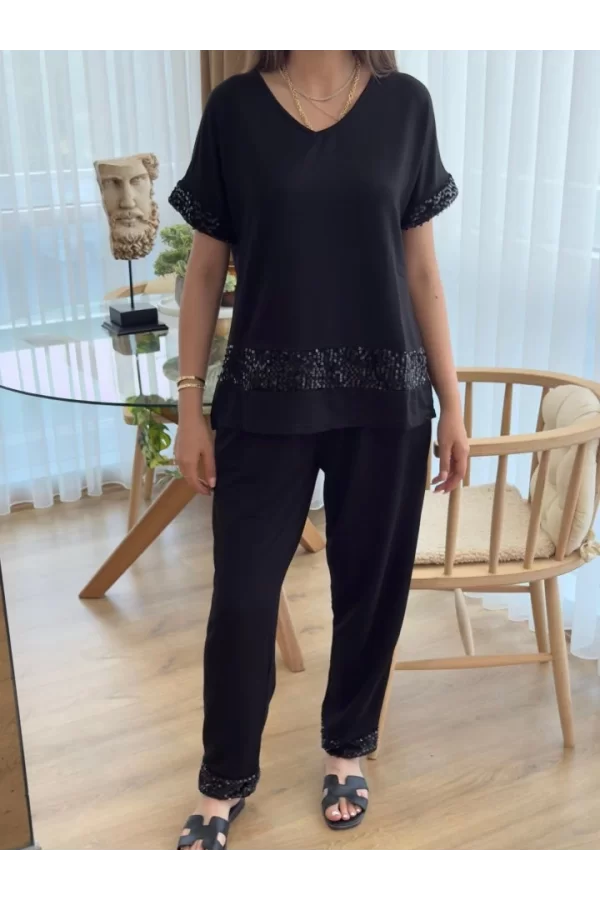 Kadın Kısa Kollu V Yakalı Pul Payetli Viskon Iki Iplik Bluz Ve Pantolon Ikili Takım