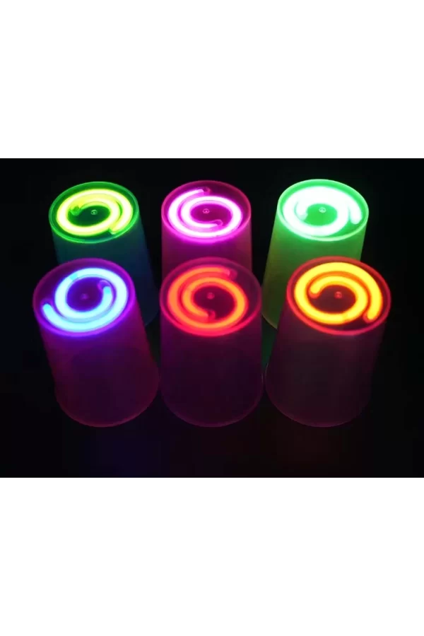 Karanlıkta Yanan Mega Glow Bardaklar 8 Adet