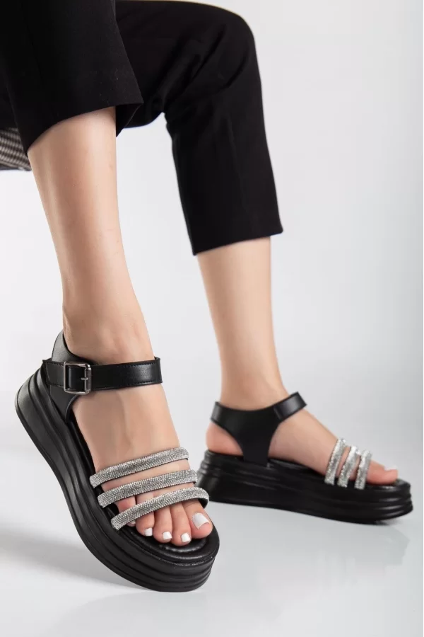 Lalen Siyah Kemerli Sandalet