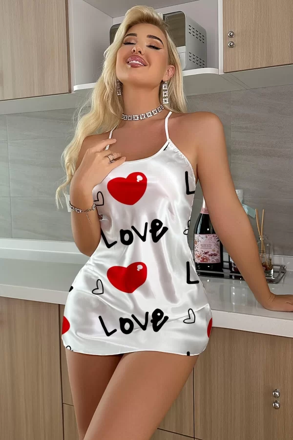 Love Desenli Beyaz Saten Gecelik