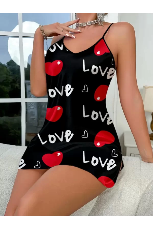 Love Desenli Siyah Saten Gecelik