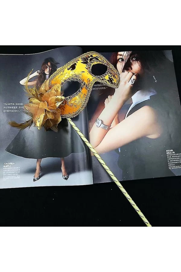 Lüks Taşlı Saplı Maskeli Balo Maskesi Altın Renk 35 Cm