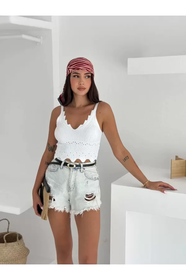Luz&Pos V Yaka Askılı Arkası Açık Triko Crop - Beyaz