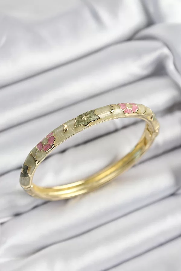 Mineli Pirinç Pembe Ve Yeşil Çiçek Motifli Gold Renk Kadın Kelepçe