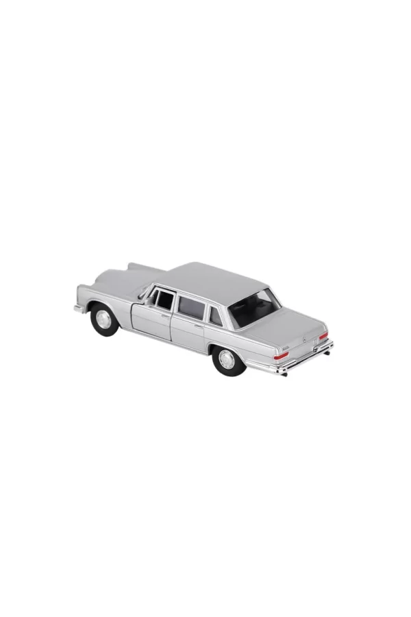Nessiworld  43834 Welly Mercedes Benz 1:32  Çek Bırak Model Arabalar -Karsan Oyuncak