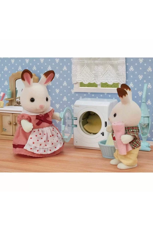 Nessiworld 5445 Sylvanian Families Çamaşır Makinesi ve Süpürge +3 yaş figür dahil değil