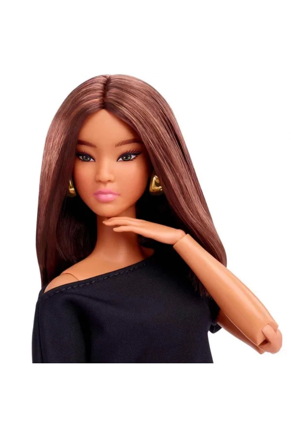 Nessiworld Barbie Basics İkonik Koleksiyon Bebeği Model 01