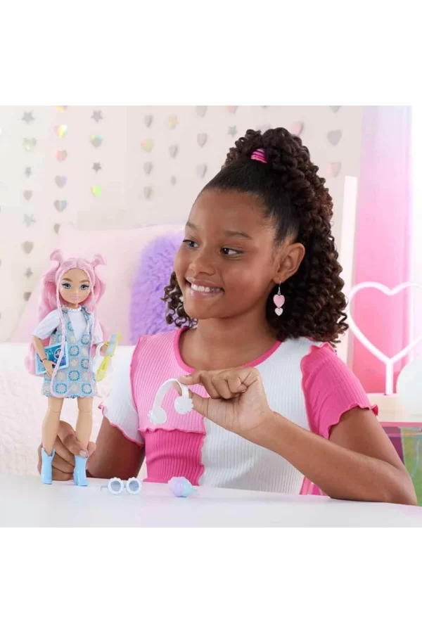 Nessiworld  Barbie Dream Besties Daisy Jean Bebek