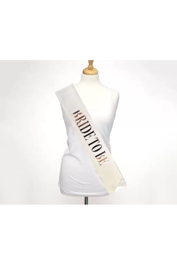Nessiworld    Beyaz Üzeri Gümüş Büyük Bride To Be Yazılı Simli Işıltılı Kuşak Kemer 10x80 cm