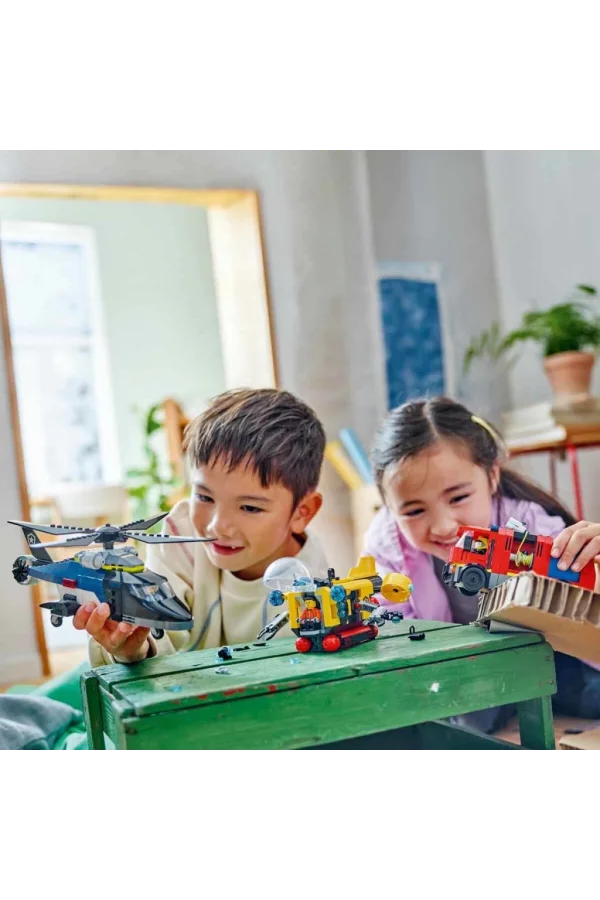 Nessiworld  LEGO City Helikopter, İtfaiye Kamyonu ve Denizaltı Karışımı 60462