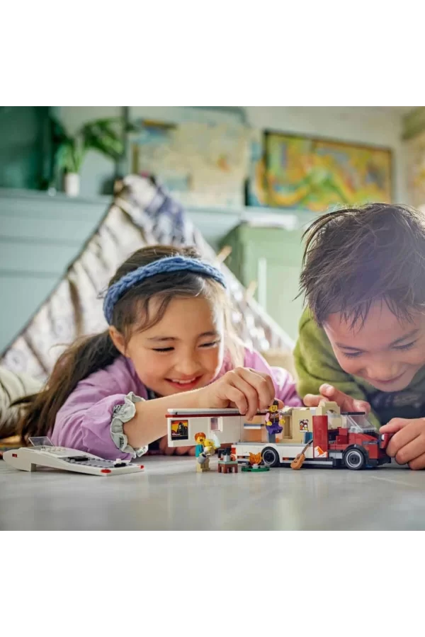 Nessiworld  LEGO City Tatil Macera Karavanı 60454
