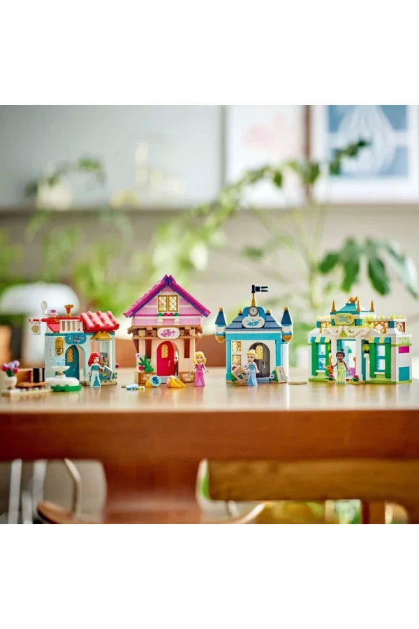 Nessiworld  LEGO Disney Princess Disney Prensesi Pazar Macerası 43246