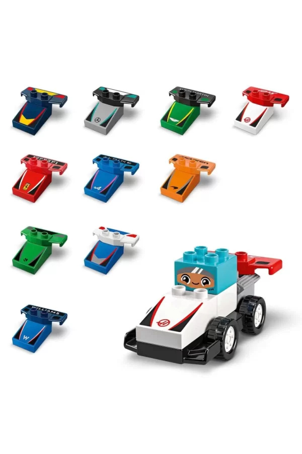 Nessiworld  LEGO DUPLO Kasabası F1 Takımı Yarış Arabaları ve Sürücüler 10445