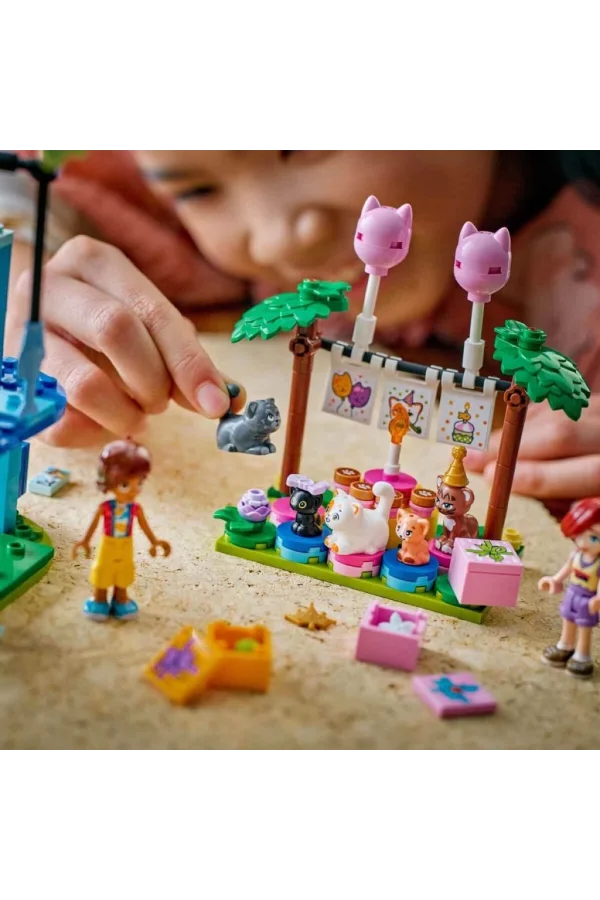 Nessiworld LEGO Friends Kedi Doğum Günü Partisi ve Ağaç Ev 42666