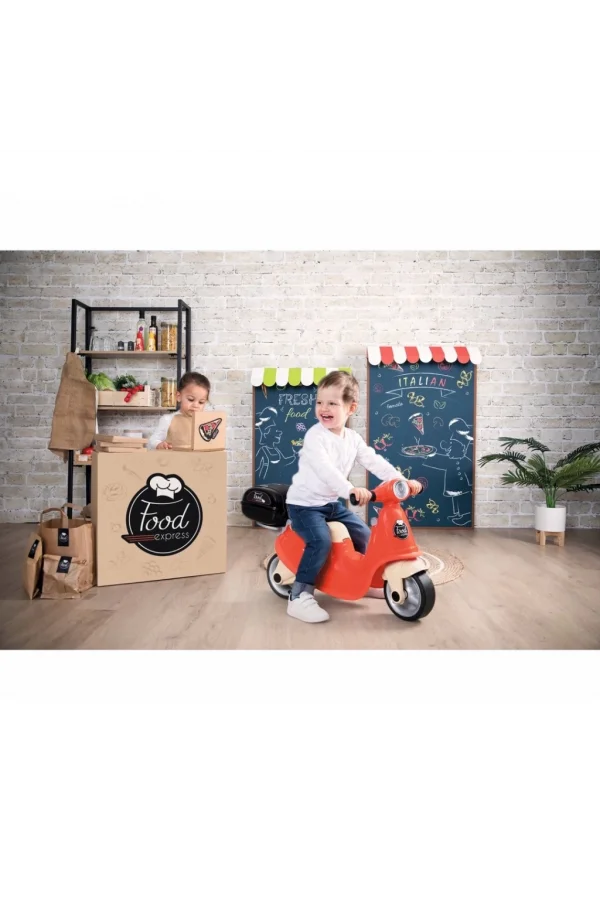Nessiworld  Smoby Kırmızı Scooter