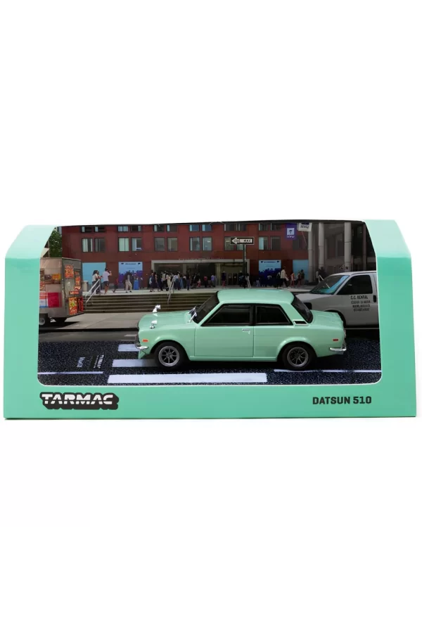 Nessiworld  Tarmac Works 1/64 Datsun 510 Light Green