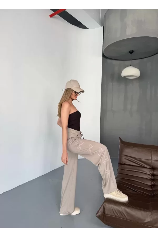 Luz&Pos Osy Modal Yumuşak Dokulu Kumaş Nakış İşlemeli Rahat Bol Paça Eşofman Pantalon - Bej