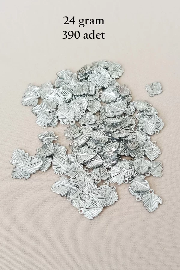 Oya Abiye Bileklik Kolye Pleksi Metalik Plastik Pul Gümüş Renk 24 gram 390 adet - BNC567